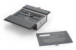 Parker® Parker Duofold Classic Black CT International Vulpen 5 Parker® Parker Duofold Classic Black CT International Vulpen -Schrijfgerei 1931387 Parker Duofold Classic Black CT International Fountain Pen 3