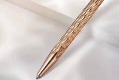 Caran D'Ache Ecridor Venetian Rosegold Balpen Met Etui -Schrijfgerei Caran d Ache Ecridor Venetian BP Rosegold 8