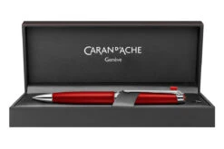 Caran D'Ache Léman Rouge Carmin Balpen -Schrijfgerei Caran d Ache Leman Rouge Carmin Ballpoint Pen 3